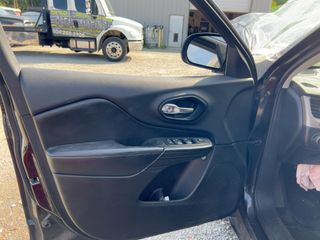 2014 Jeep Cherokee Limited - Driver's Front Door Image
